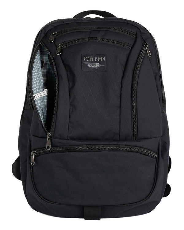 The Synapse 25 in Black X-Pac with a Northwest Sky (grey with white grid) 200 Halcyon interior.